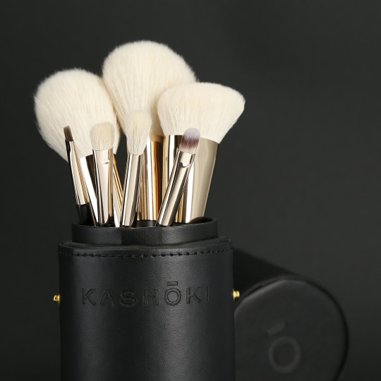 Kashōki Suisen Make-up Pinsel Set mit Pinselrohr 8-tlg