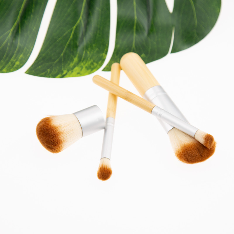 MIMO Set Pennelli Makeup Viso 4 Pezzi, Da Viaggio