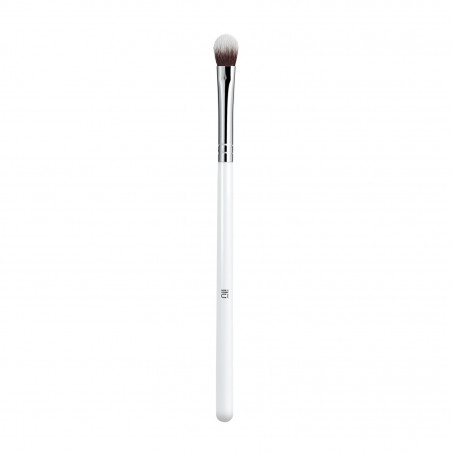 ilū 413 Medium Eyeshadow Brush