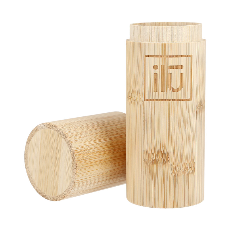 ILŪ BambooM! Set de 5 Pinceaux de Maquillage et 1 Tube Porte-pinceaux en Bambou