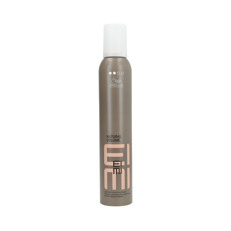 Wella Professionals EIMI Natural Volume Espuma volumizante de fijación ligera 300 ml