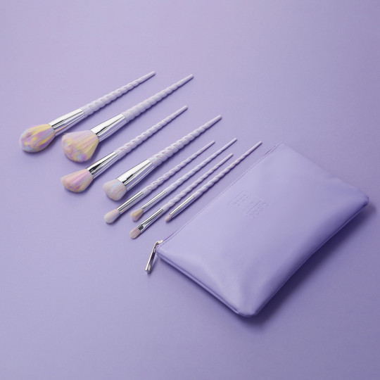 ilū basic Set mit 8 Schminkpinseln + Tasche, Einhorn, Pastell