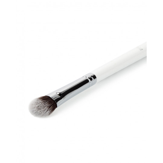 ilū 409 Large Eyeshadow Brush