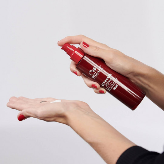 WELLA PROFESSIONALS ULTIMATE REPAIR PROTECTIVE LEAVE-IN Javító kondicionáló spray 140ml