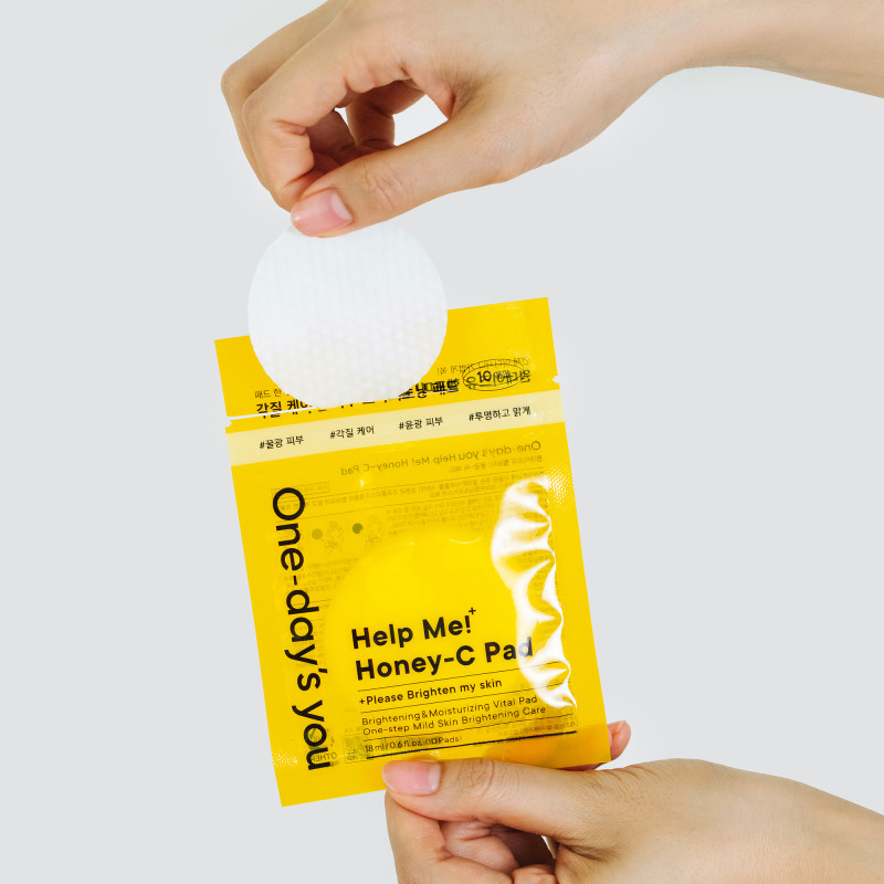 ONE-DAY’S YOU HELP ME HONEY-C PAD Dischetti tonificanti e illuminanti da 18 ml (10 pz.) - 2